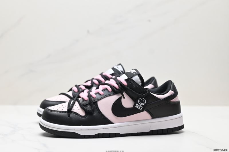 Nike Dunk Shoes